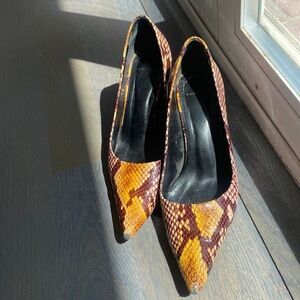 ANINE BING Devon Pumps Leather Python
Snakeskin Heels EU 38/US 8 
$95 orig $400